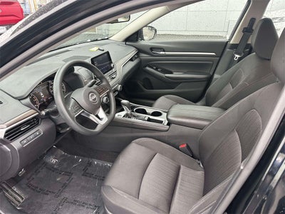 2023 Nissan Altima SV