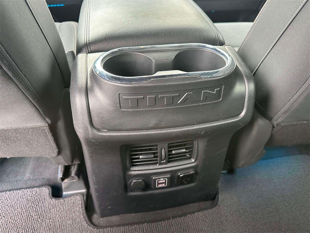 2019 Nissan Titan SV