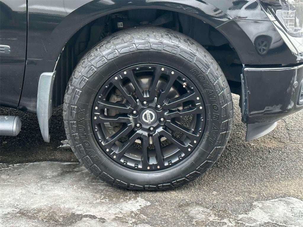 2019 Nissan Titan SV