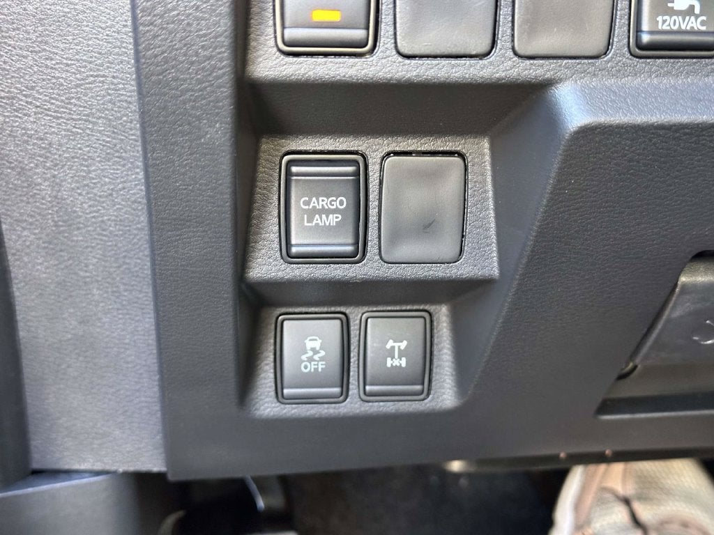 2027 Nissan Frontier Crew Cab PRO-4X®