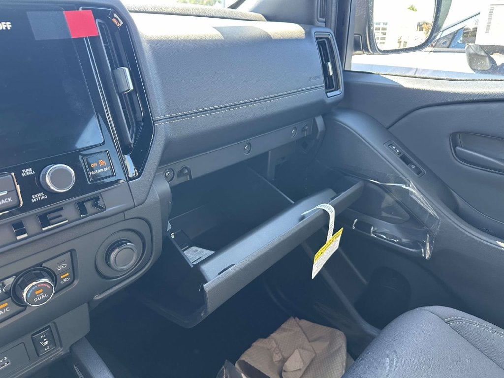 2027 Nissan Frontier Crew Cab SV