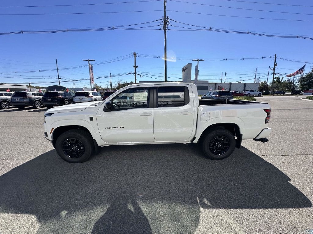 2027 Nissan Frontier Crew Cab SV