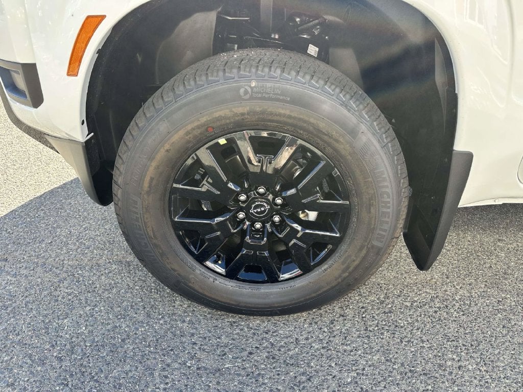 2027 Nissan Frontier Crew Cab SV