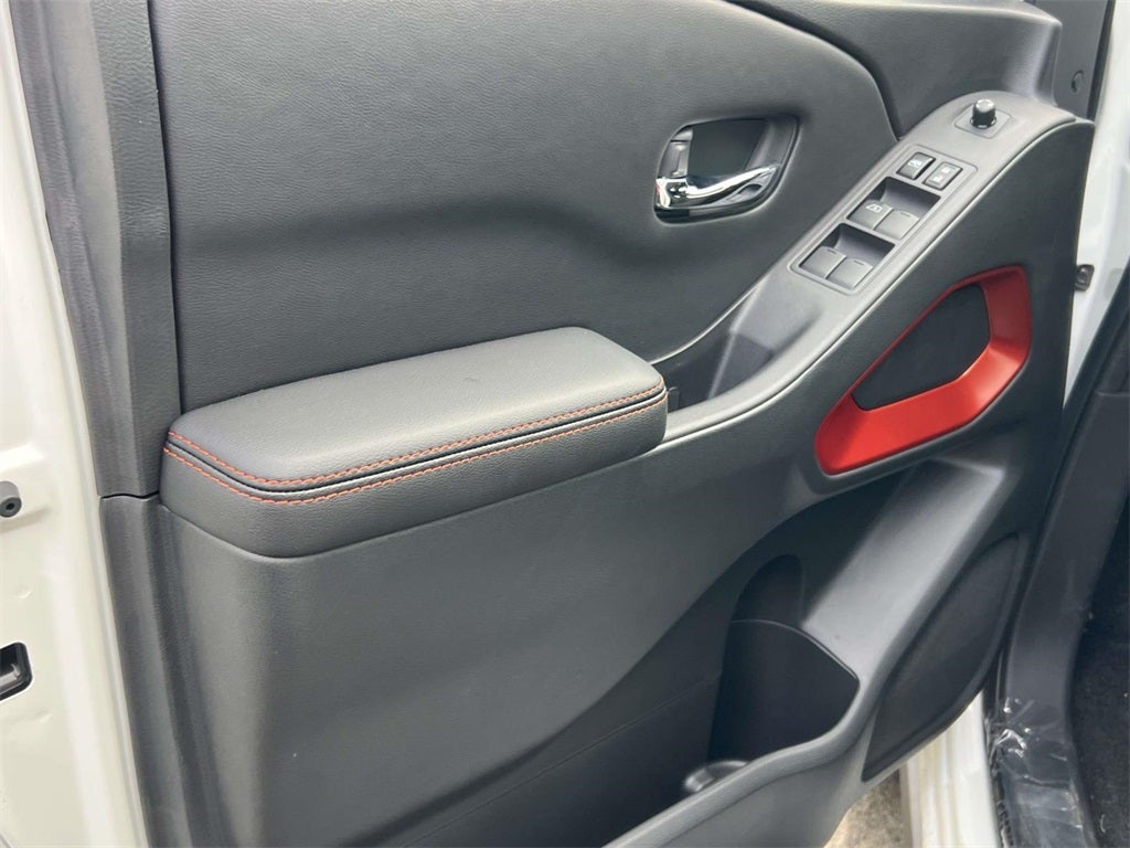 2025 Nissan Frontier Crew Cab PRO-4X® Long Bed