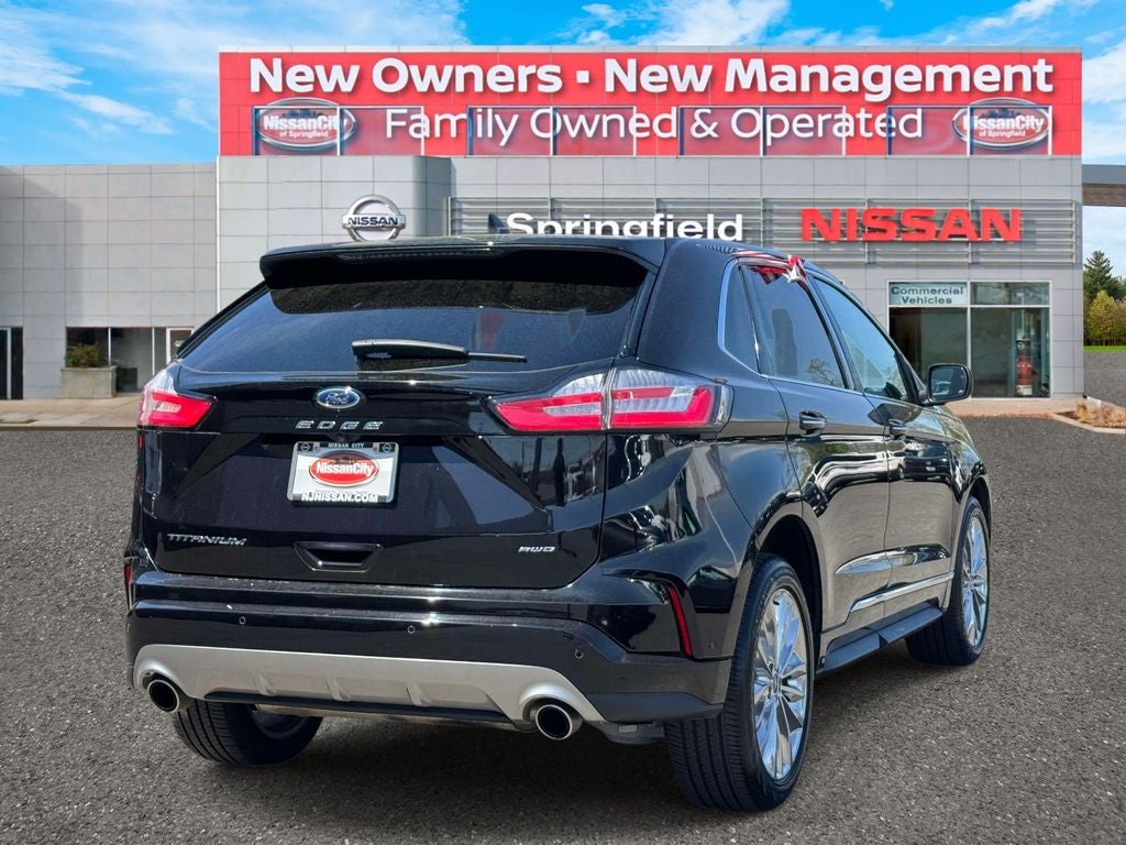 2022 Ford Edge Titanium