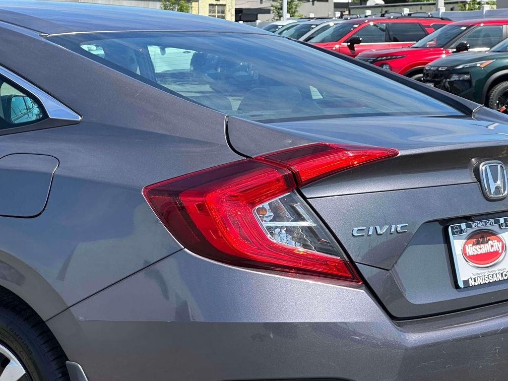 2018 Honda Civic LX - Photo 9