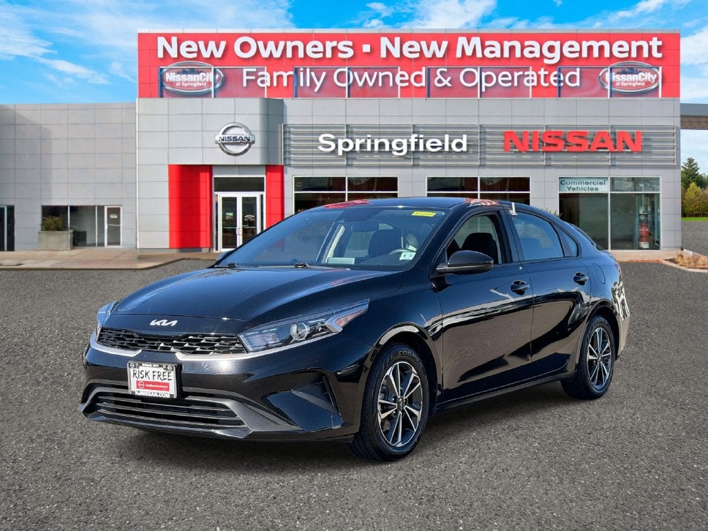 Used 2024 Kia Forte LXS with VIN 3KPF24AD2RE724483 for sale in Springfield, NJ