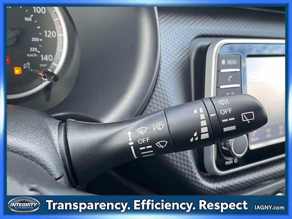 2025 Nissan Kicks Play S CERTIFIED