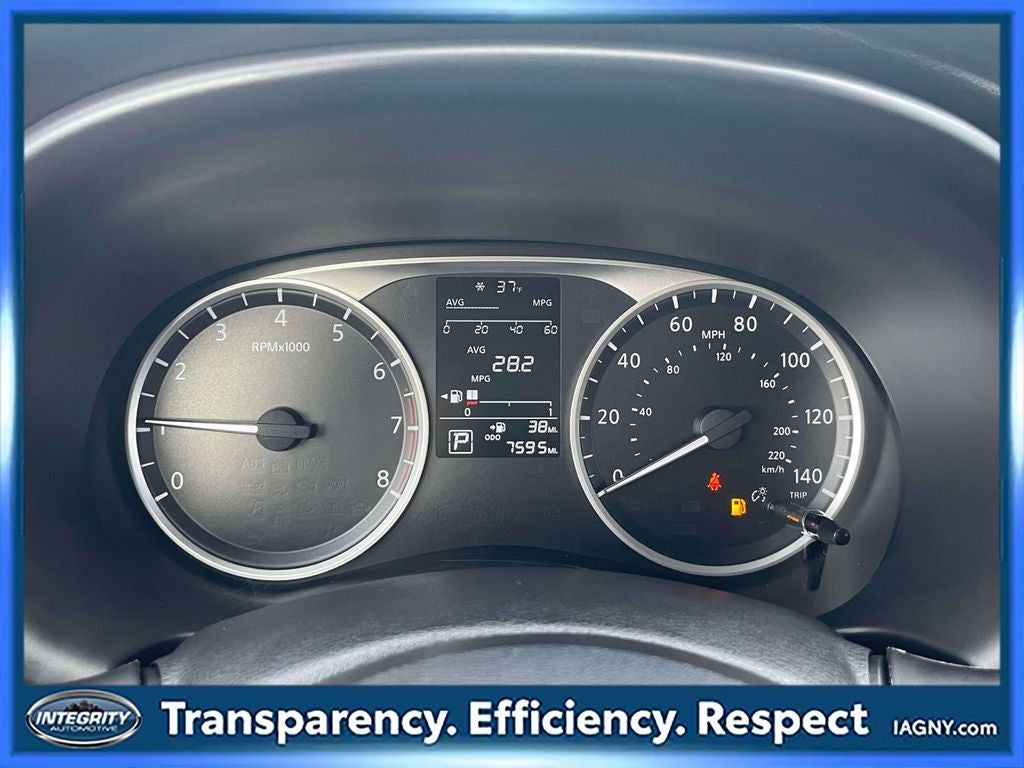 2025 Nissan Kicks Play S CERTIFIED