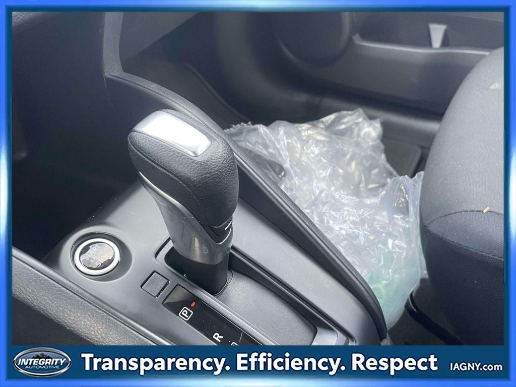 2025 Nissan Kicks Play S CERTIFIED