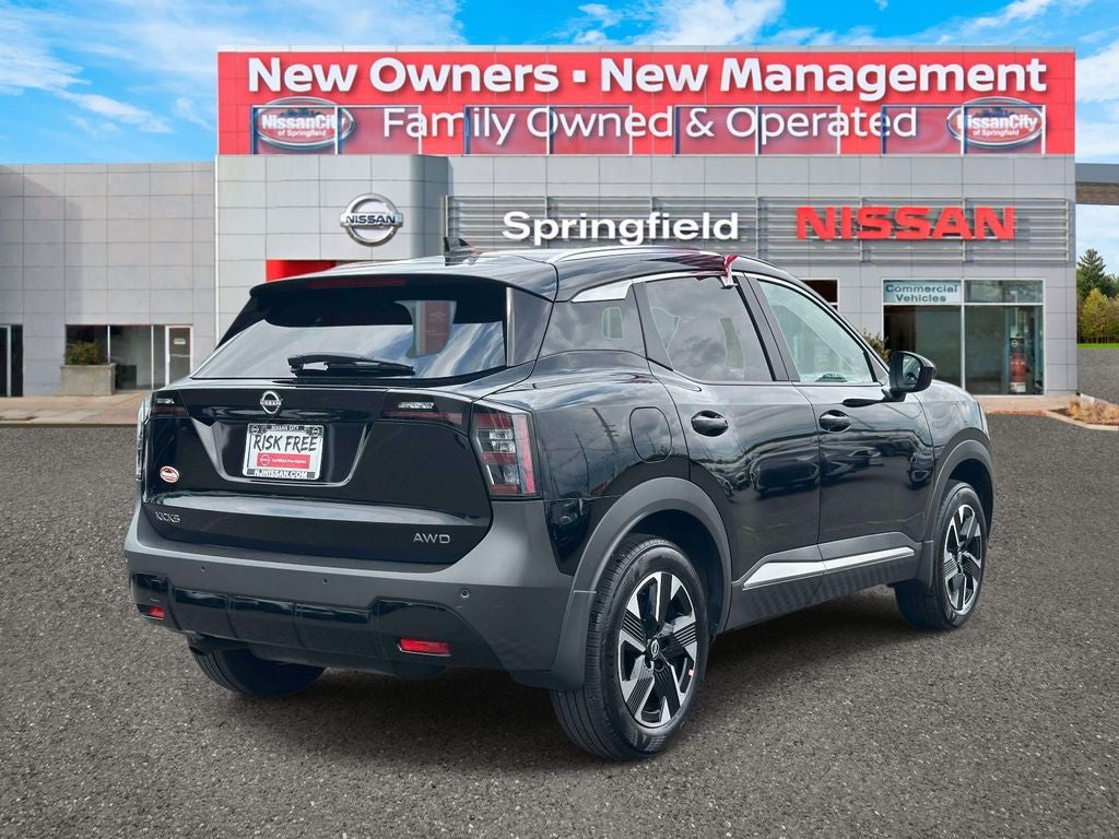 2025 Nissan Kicks SV
