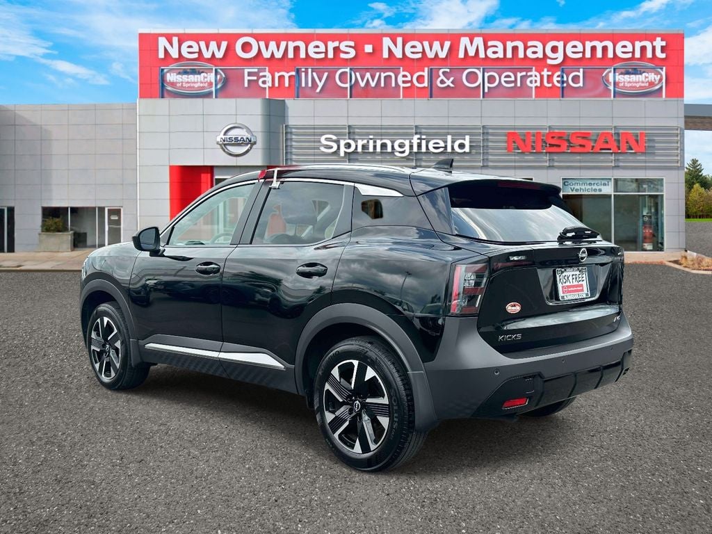 2025 Nissan Kicks SV