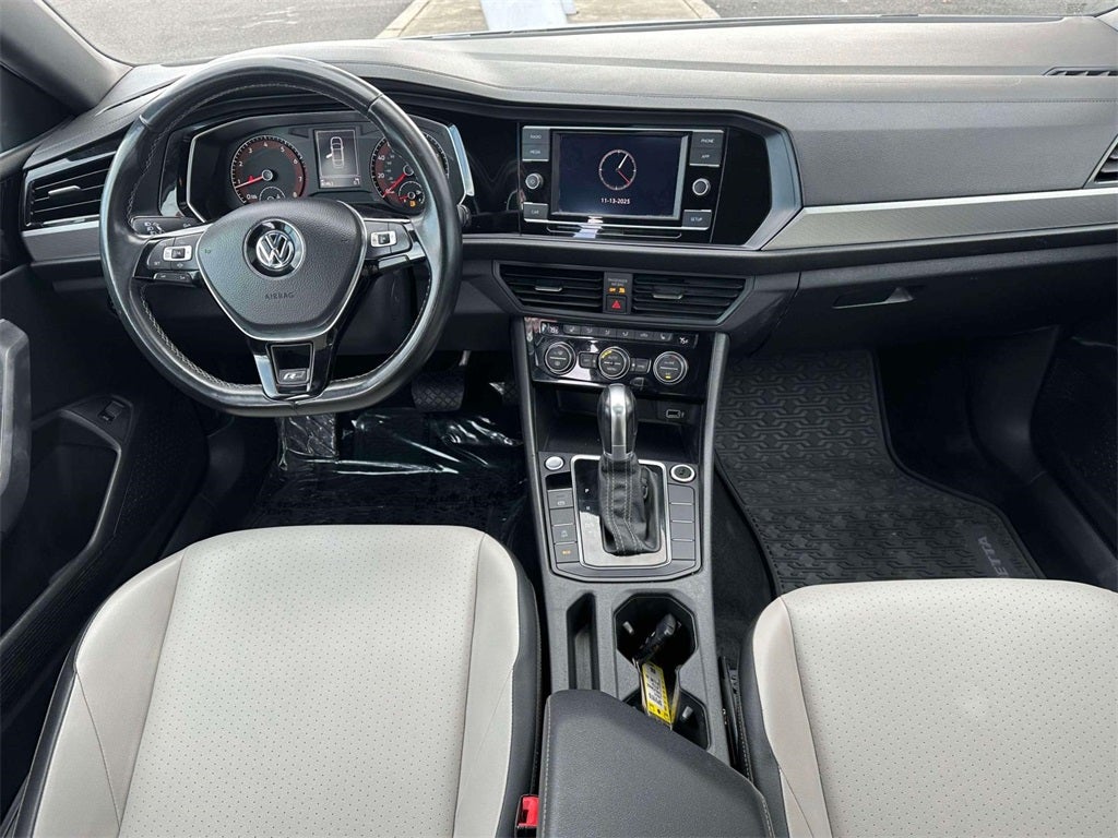 2019 Volkswagen Jetta R-Line
