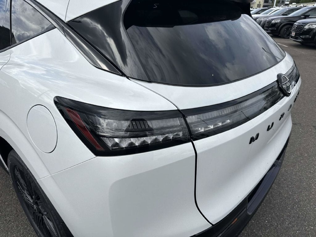 2027 Nissan Murano Dark Armor