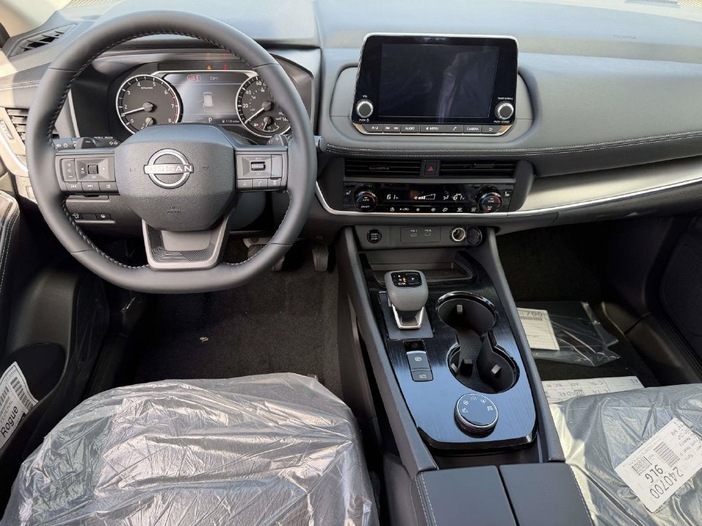 2027 Nissan Rogue SV