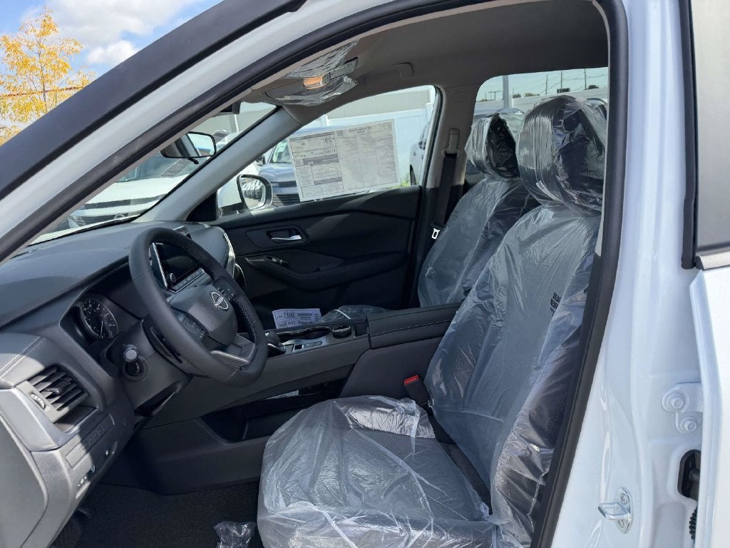 2027 Nissan Rogue SV