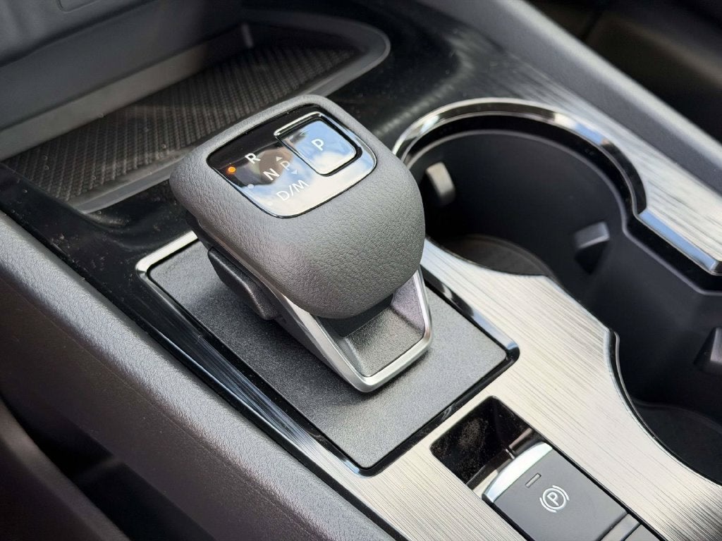 2027 Nissan Rogue SV