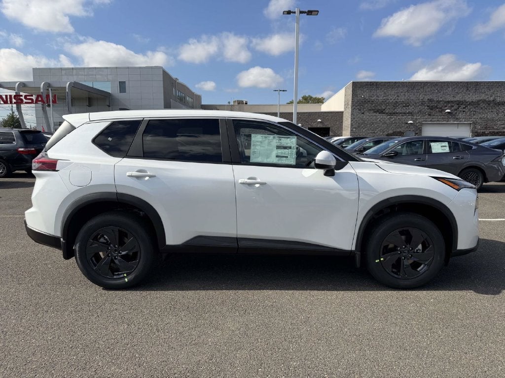 2027 Nissan Rogue SV