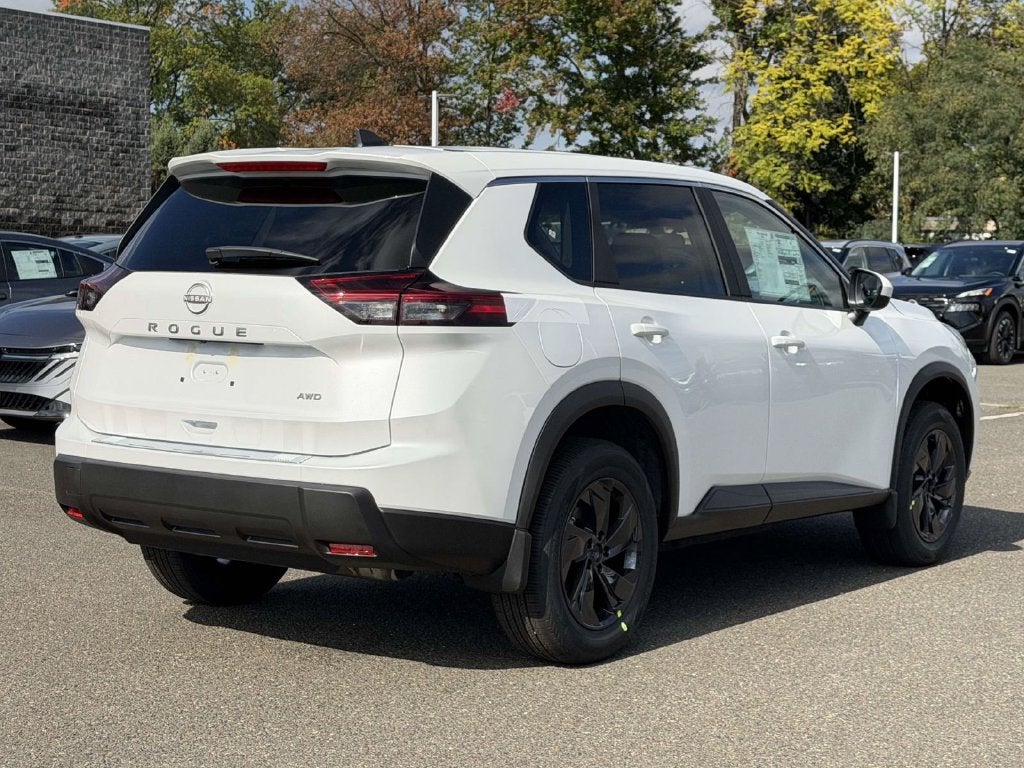 2027 Nissan Rogue SV