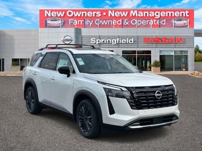 2026 Nissan Pathfinder SL