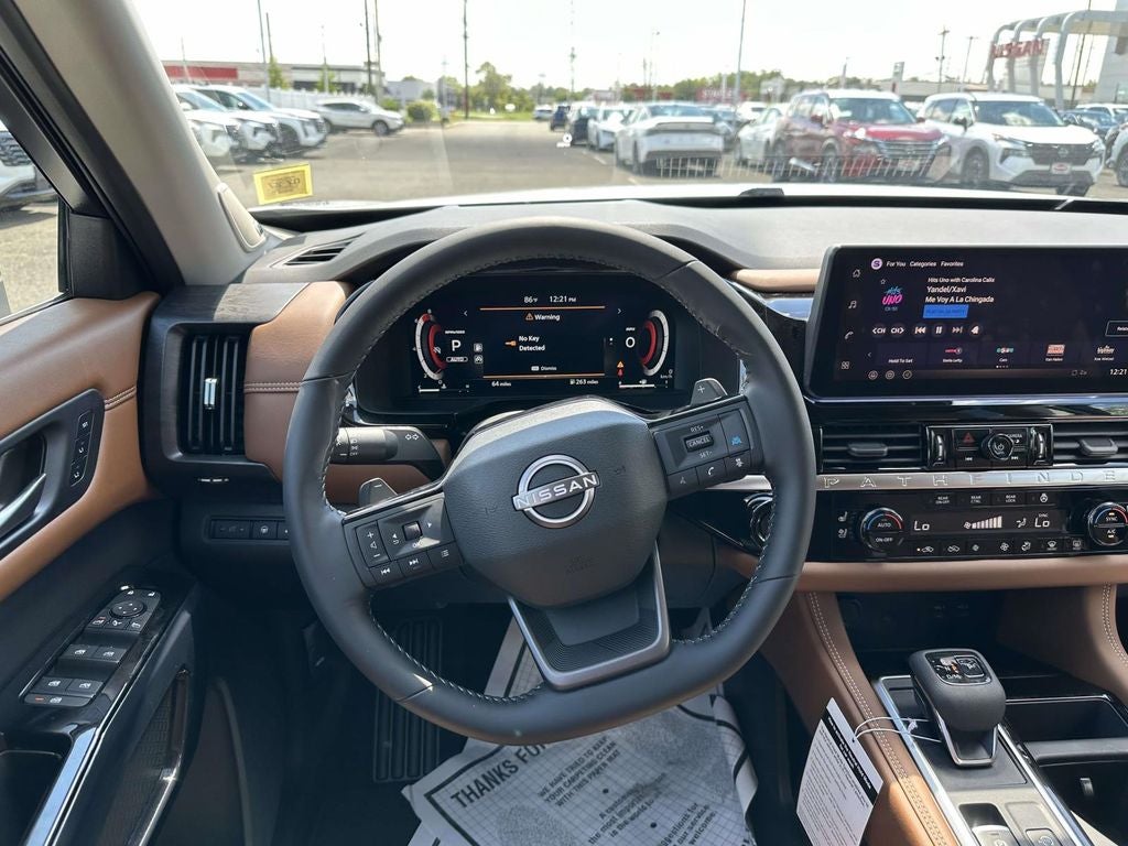 2026 Nissan Pathfinder Platinum
