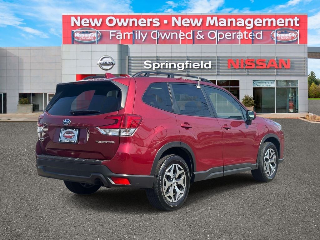 2023 Subaru Forester Premium