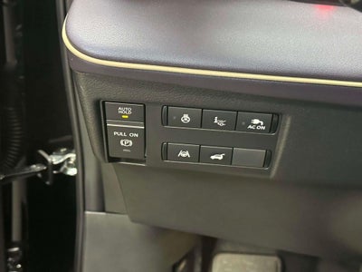 2026 Nissan LEAF Platinum+