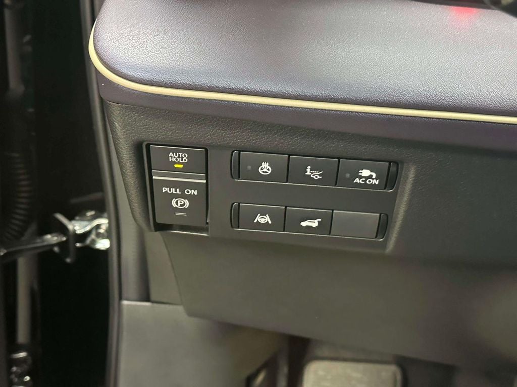 2026 Nissan LEAF Platinum+