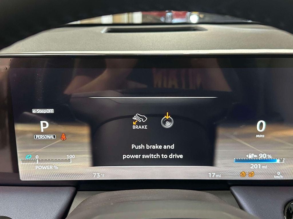 2026 Nissan LEAF Platinum+