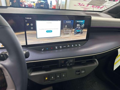 2026 Nissan LEAF Platinum+