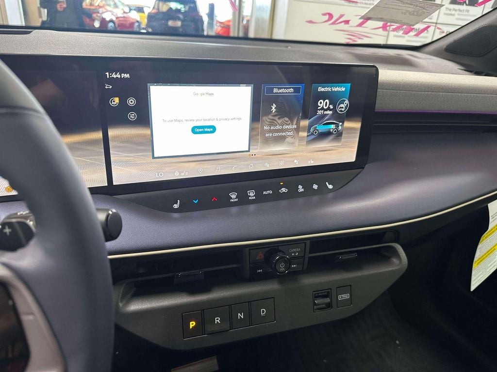 2026 Nissan LEAF Platinum+