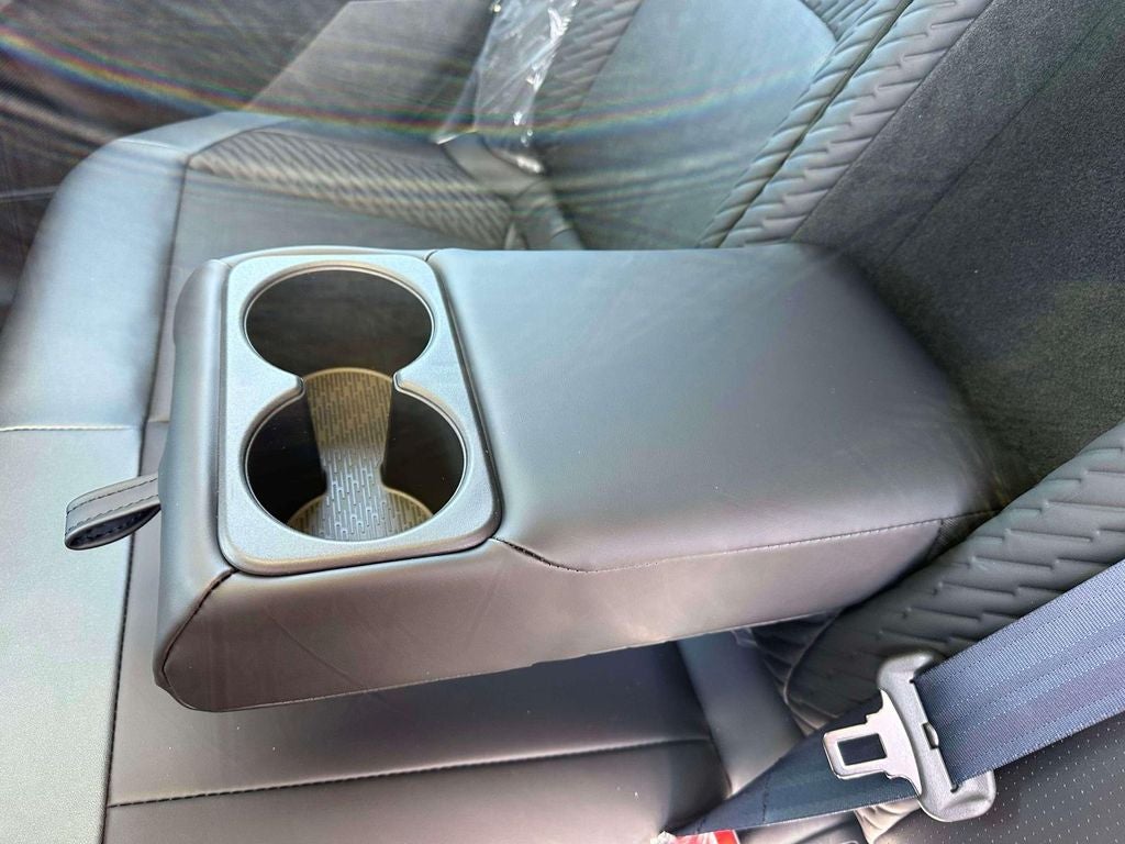 2026 Nissan LEAF Platinum+