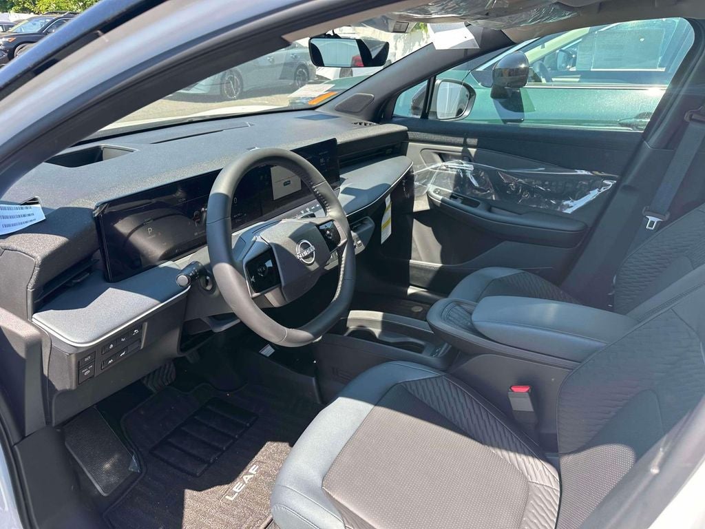 2026 Nissan LEAF Platinum+