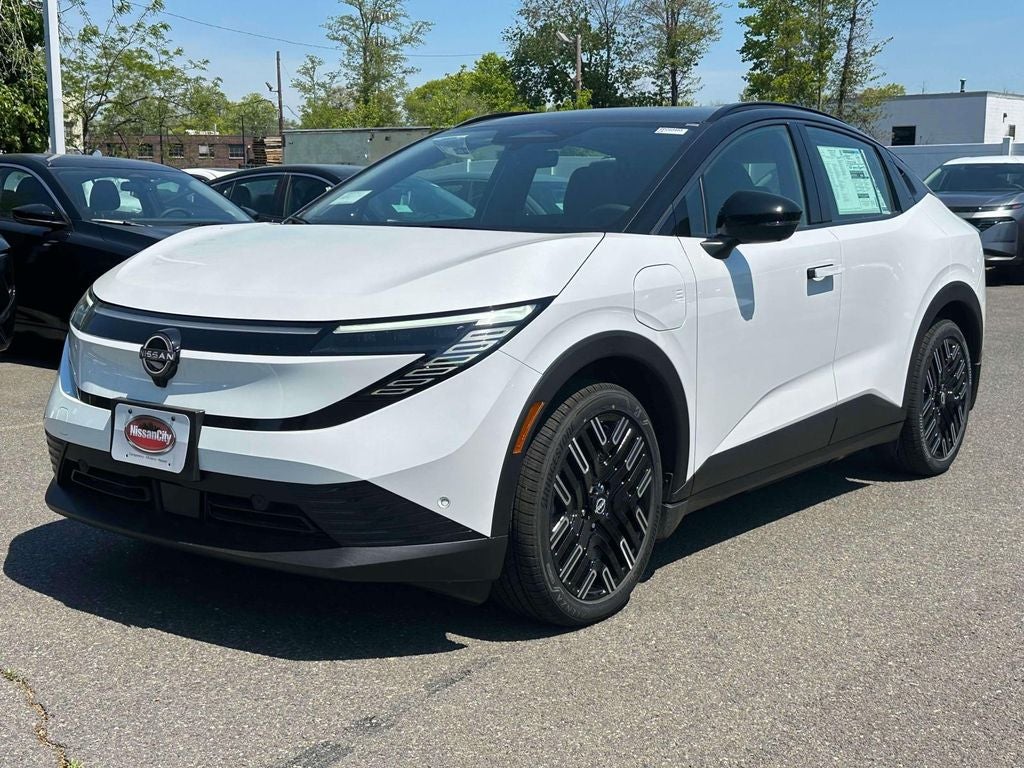 2026 Nissan LEAF Platinum+