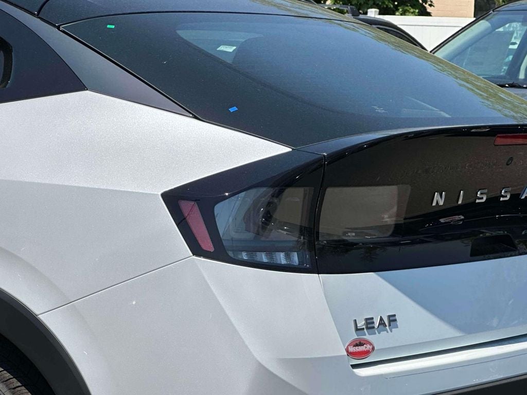 2026 Nissan LEAF Platinum+