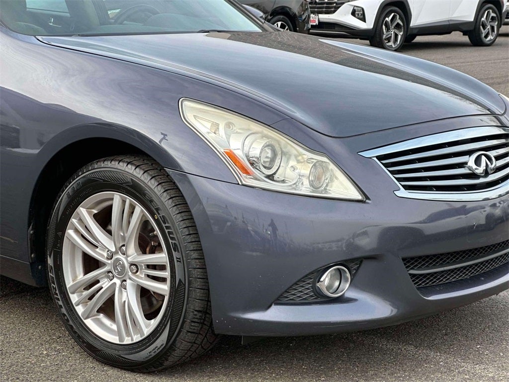 2011 INFINITI G37 X