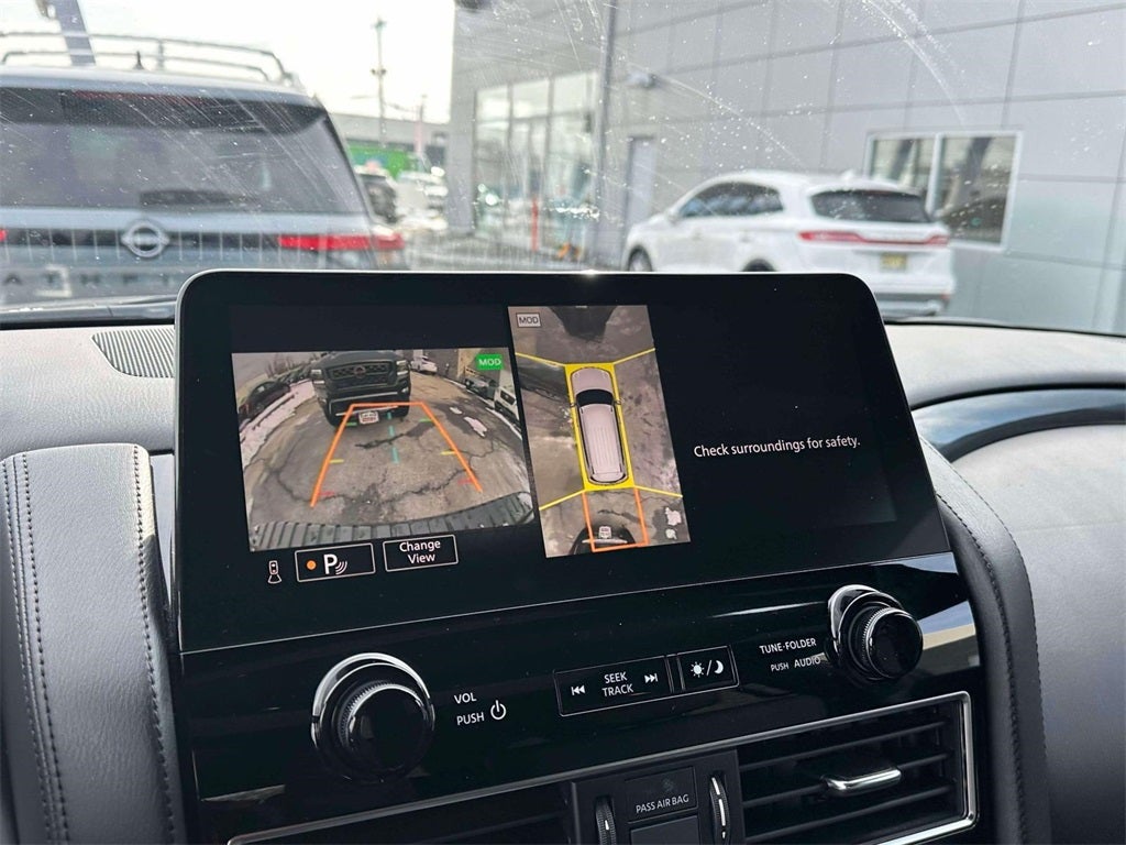 2023 Nissan Armada SL