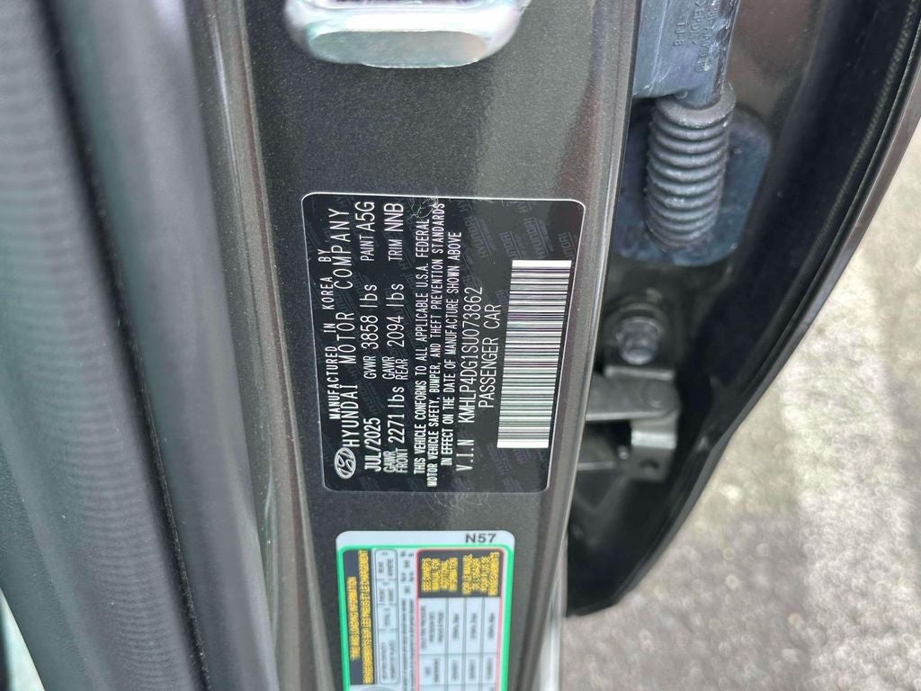 2025 Hyundai Elantra Limited