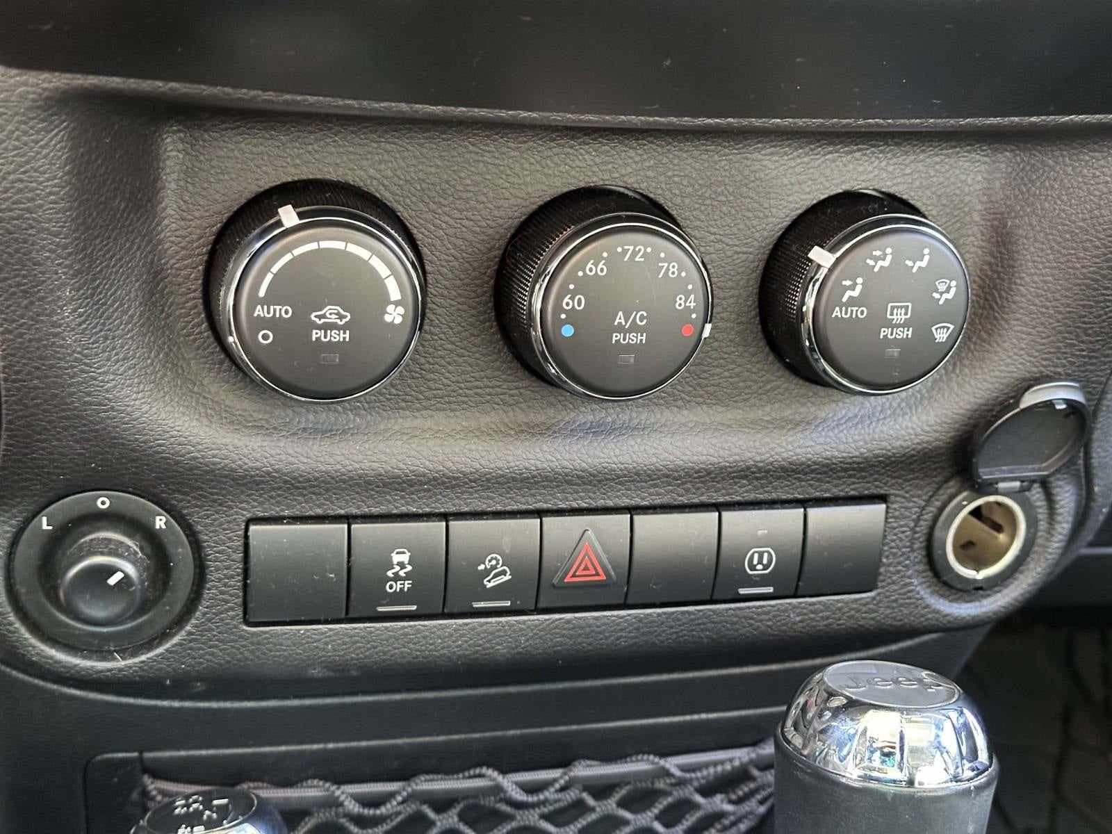 2017 Jeep Wrangler Unlimited Sahara 4x4