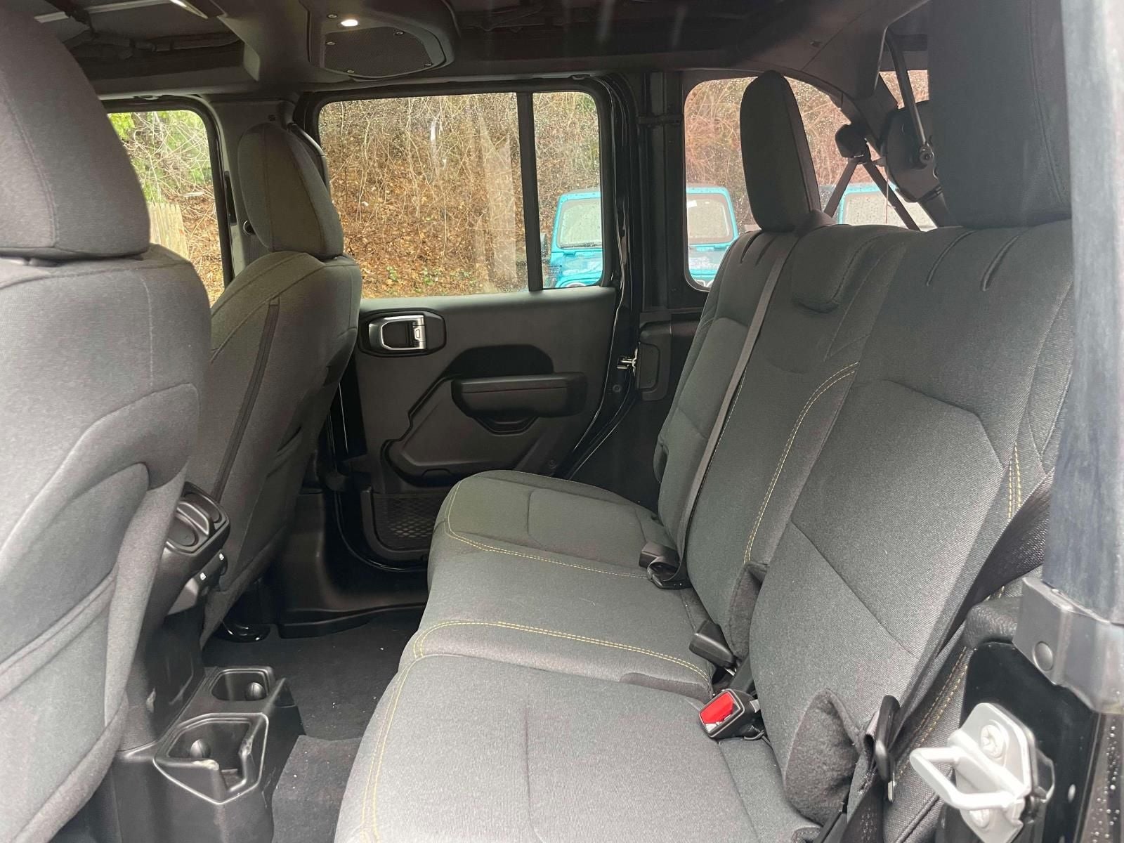 2025 Jeep Wrangler 4-Door Willys 4x4