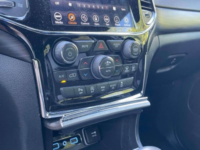 2021 Jeep Grand Cherokee Laredo X 4x4