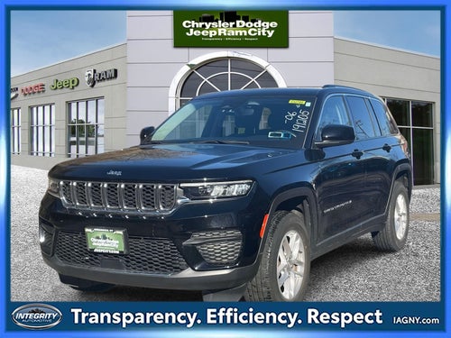 2023 Jeep Grand Cherokee Laredo 4x4