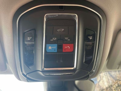 2023 Jeep Grand Cherokee Laredo 4x4