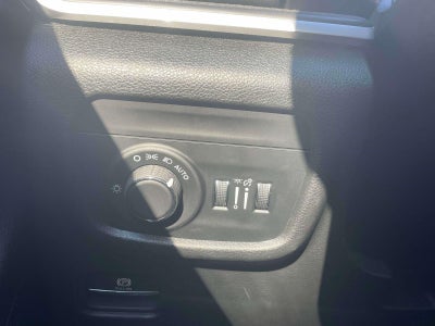 2023 Jeep Grand Cherokee Laredo 4x4