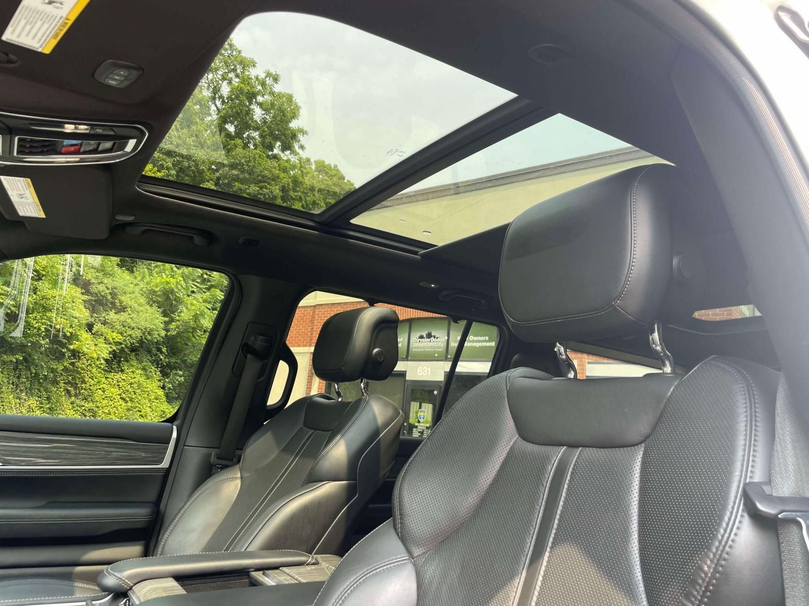 2022 Jeep Wagoneer Series III 4x4