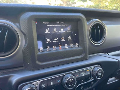 2022 Jeep Gladiator Sport S 4x4