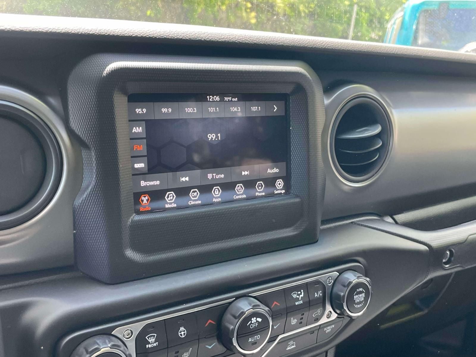 2022 Jeep Gladiator Willys 4x4