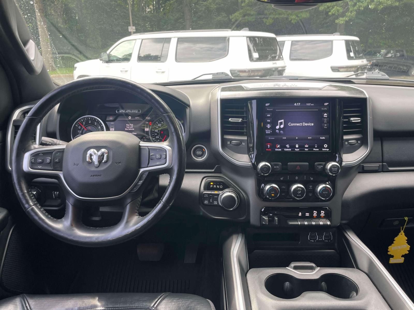 2020 RAM 1500 Big Horn Crew Cab 4x4 5'7' Box