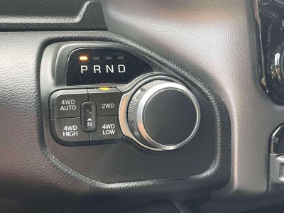 2020 RAM 1500 Big Horn Crew Cab 4x4 5'7' Box
