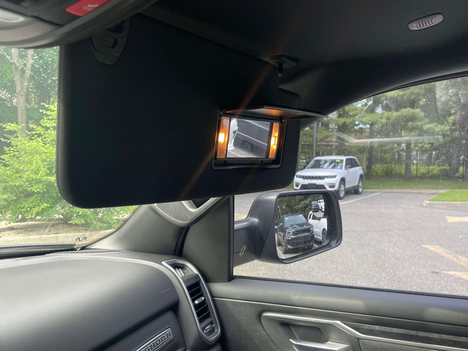 2020 RAM 1500 Big Horn Crew Cab 4x4 5'7' Box